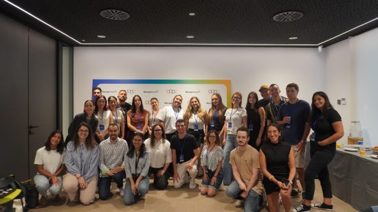 Alumnos de Marketing Digital en las instalaciones de Zoho