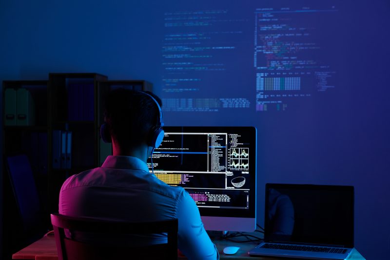 El perfil que evoluciona: del programador al orquestador de IA